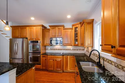 8929 Carneros Creek Road, Charlotte, NC 28214 - Photo 10