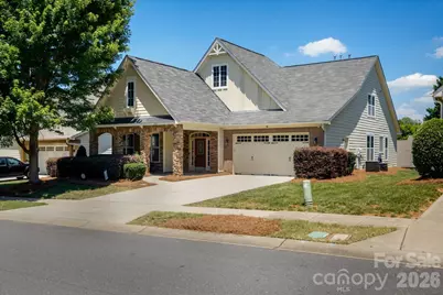 8929 Carneros Creek Road, Charlotte, NC 28214 - Photo 2