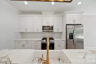 1329 Condon St, Charlotte, NC 28216 - Photo 8