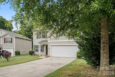 9424 Quilting Bee Lane, Charlotte, NC 28216 - Photo 4