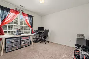 9424 Quilting Bee Lane, Charlotte, NC 28216 - Photo 14