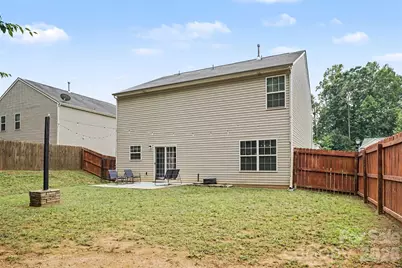 9424 Quilting Bee Lane, Charlotte, NC 28216 - Photo 18
