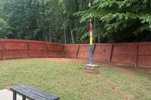 9424 Quilting Bee Lane, Charlotte, NC 28216 - Photo 8