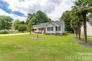 1315 Ridgewood Dr, Rock Hill, SC 29732 - Photo 4