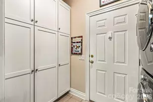 11 Tiverton Ln, Asheville, NC 28803 - Photo 14