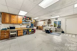 11 Tiverton Ln, Asheville, NC 28803 - Photo 26