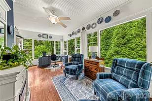 11 Tiverton Ln, Asheville, NC 28803 - Photo 8