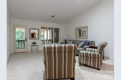 112 Live Oak Lane, Hendersonville, NC 28791 - Photo 8