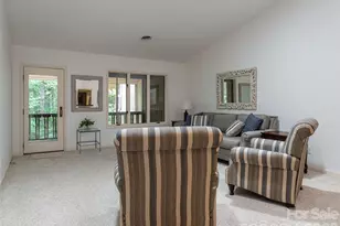 112 Live Oak Ln, Hendersonville, NC 28791 - Photo 8