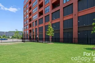 300 E 36th St, Charlotte, NC 28206 - Photo 6
