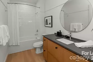 300 E 36th St, Charlotte, NC 28206 - Photo 34