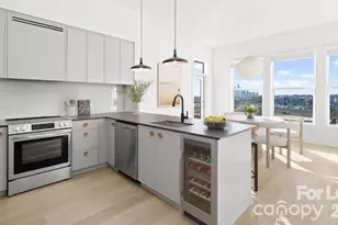 300 E 36th St, Charlotte, NC 28206 - Photo 22