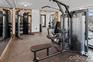 300 E 36th St, Charlotte, NC 28206 - Photo 20