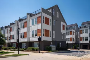 2104 Bryant Park Dr, Charlotte, NC 28208 - Photo 2