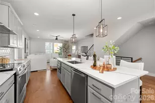 2104 Bryant Park Dr, Charlotte, NC 28208 - Photo 16