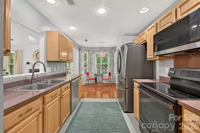 8121 Poplar Grove Circle, Waxhaw, NC 28173 - Photo 16