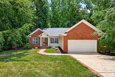 8121 Poplar Grove Circle, Waxhaw, NC 28173 - Photo 2