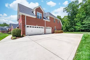 5633 Old Town Ln, Gastonia, NC 28056 - Photo 8