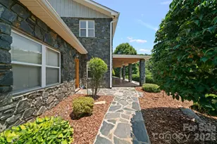 195 Oak Ln, Mars Hill, NC 28754 - Photo 8