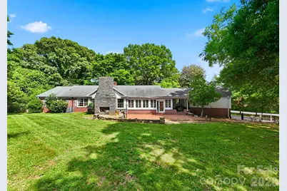 826 S College Avenue, Newton, NC 28658 - Photo 4