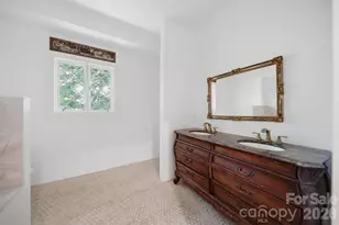 826 S College Ave, Newton, NC 28658 - Photo 24