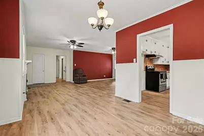 217 Oakwood Avenue, York, SC 29745 - Photo 12