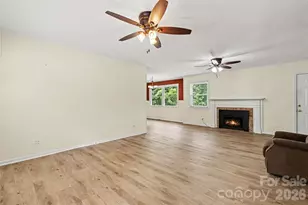 217 Oakwood Ave, York, SC 29745 - Photo 4