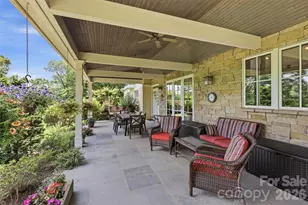 811 Butter St, Landrum, SC 29356 - Photo 2