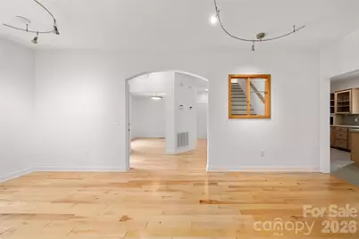 135 Buffalo Trail, Asheville, NC 28805 - Photo 10