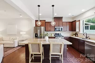9411 Glenburn Ln, Charlotte, NC 28278 - Photo 8