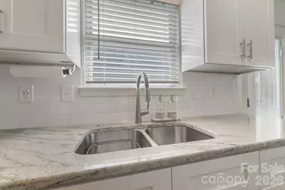 500 Katonah Avenue, Charlotte, NC 28208 - Photo 12
