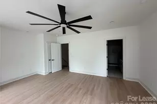 212 Smallwood Street S, Charlotte, NC 28208 - Photo 8