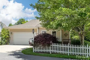 171 Ashefield Ct, Hendersonville, NC 28791 - Photo 1