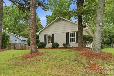 5439 Autumn End Circle, Charlotte, NC 28212 - Photo 2