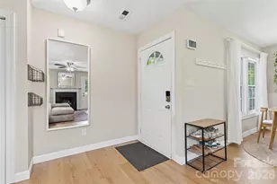 5439 Autumn End Cir, Charlotte, NC 28212 - Photo 6