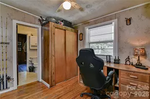 415 Weaverville Rd, Asheville, NC 28804 - Photo 24