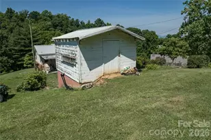415 Weaverville Rd, Asheville, NC 28804 - Photo 44