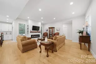 2630 36th Ave NE, Hickory, NC 28601 - Photo 8