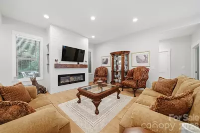 2630 36th Avenue NE, Hickory, NC 28601 - Photo 4