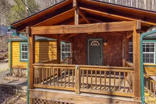 1668 Buff Creek Rd, Sylva, NC 28779 - Photo 4