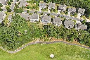 10420 Daufuskie Dr, Charlotte, NC 28278 - Photo 44