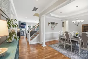 10420 Daufuskie Dr, Charlotte, NC 28278 - Photo 2
