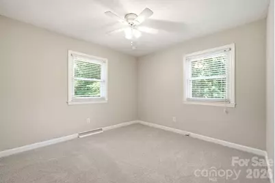 211 Valleydale Drive, Gastonia, NC 28056 - Photo 14