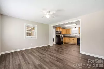 211 Valleydale Drive, Gastonia, NC 28056 - Photo 8