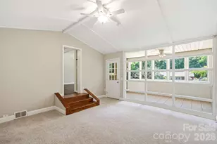 211 Valleydale Dr, Gastonia, NC 28056 - Photo 6