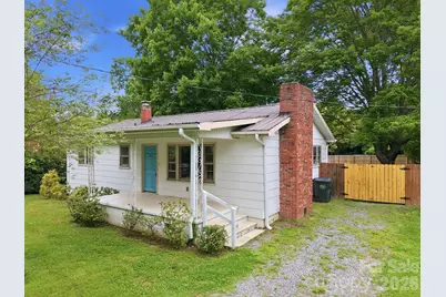 31 Edwards Street, Waynesville, NC 28786 - Photo 2