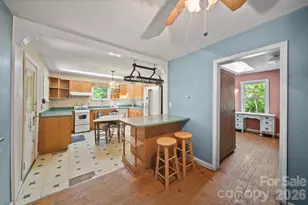 78 Green Oak Rd, Asheville, NC 28804 - Photo 4