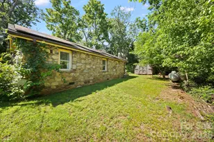 78 Green Oak Rd, Asheville, NC 28804 - Photo 1
