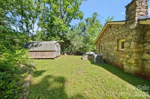 78 Green Oak Rd, Asheville, NC 28804 - Photo 20