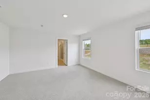 2052 Sunflower Cir, Newton, NC 28658 - Photo 16